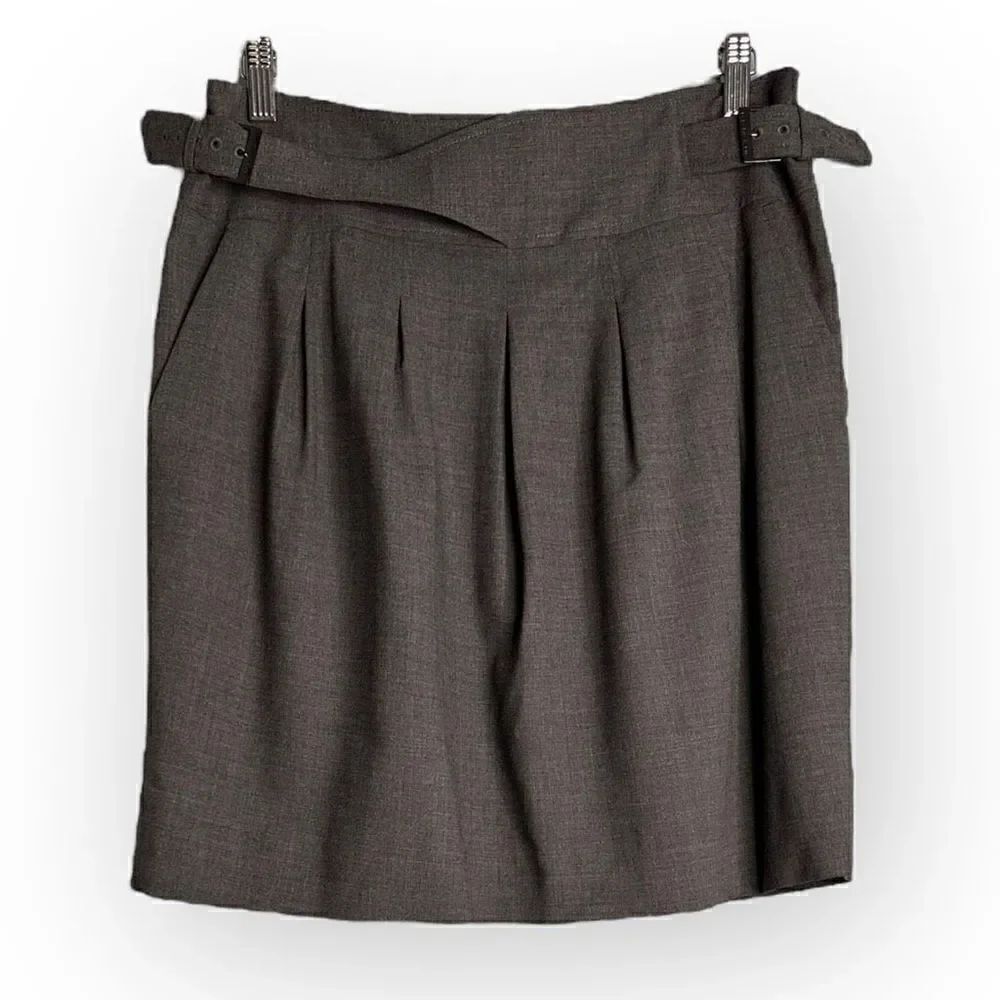 BCBGMAXAZRIA grey skirt pockets & belt size 12